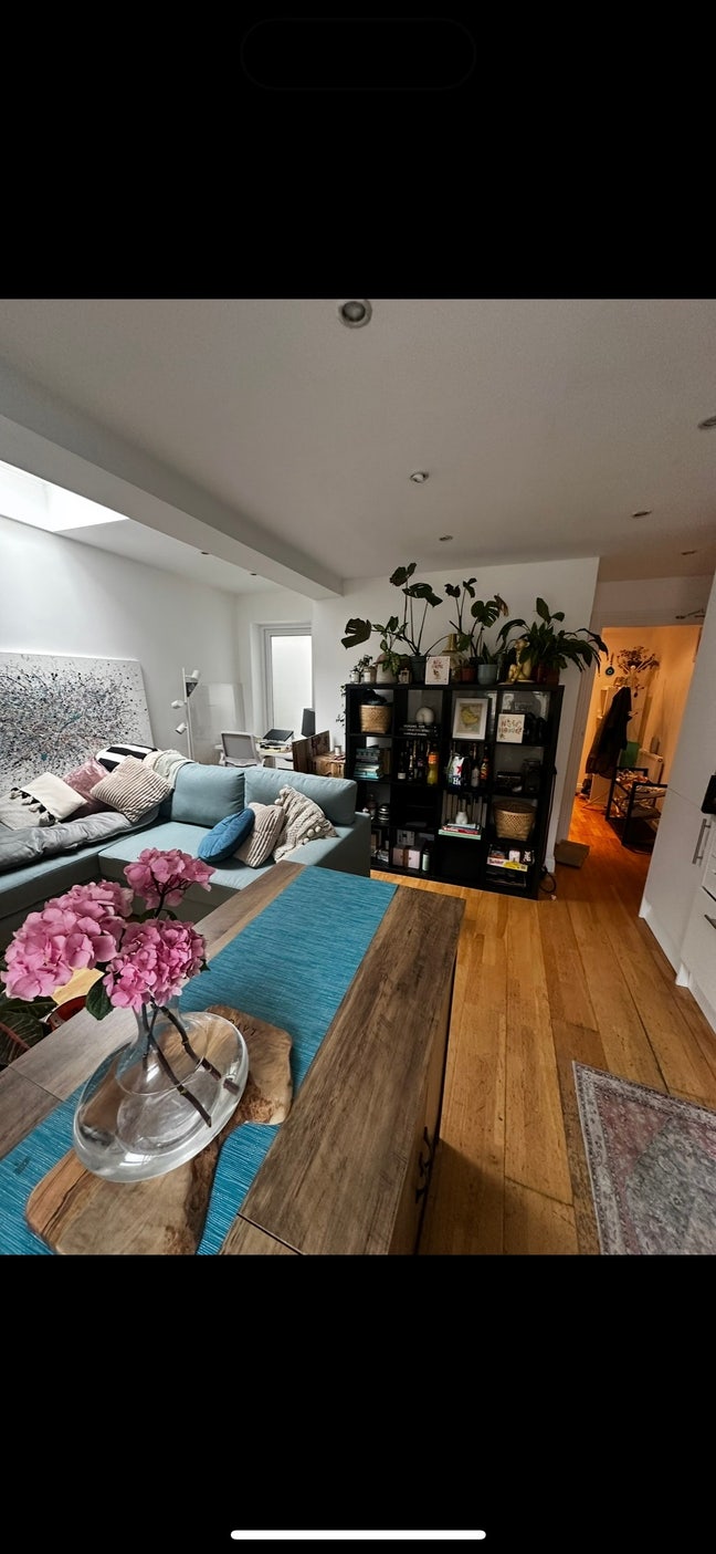 Spacious Room in Gorgeous Garden Flat! N19  Main Photo