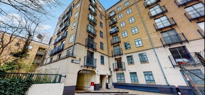 Weekly rental in Barbican Main Photo