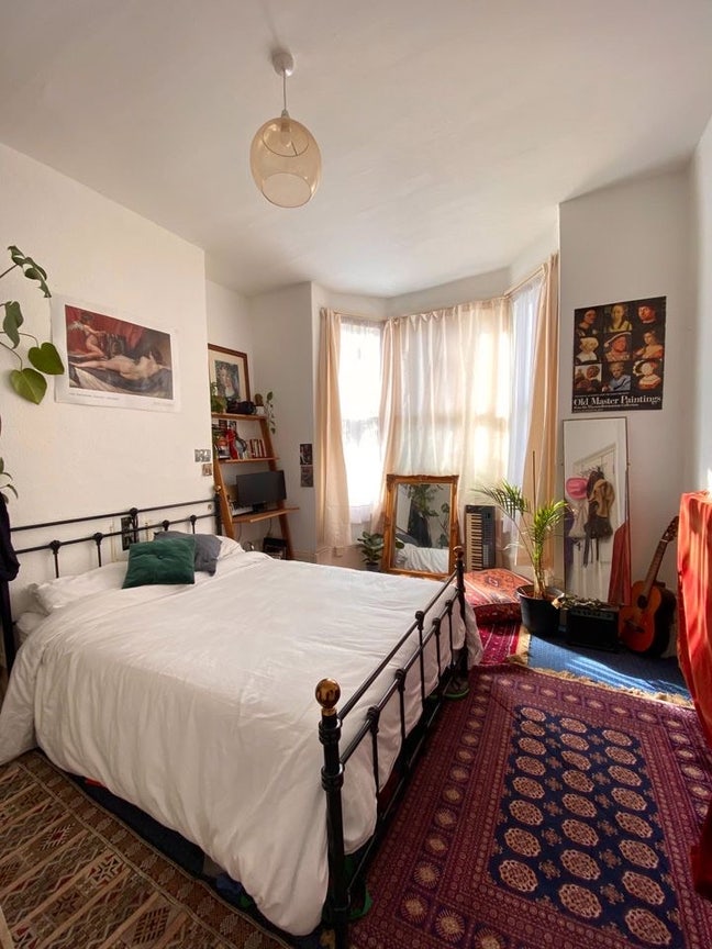 Sunny room in Stoke Newington terrace house Main Photo