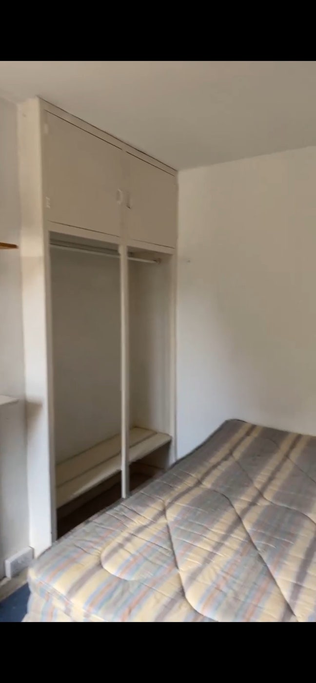 ✨ Room in Headington – Females Only   Main Photo