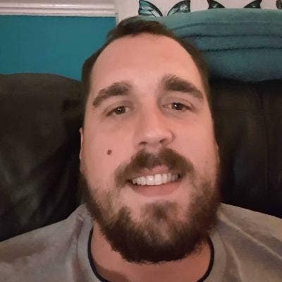 Looking for a room Main Photo