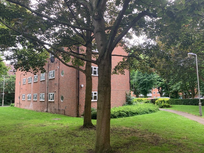 A luxurios TWO Bedroom flat in Tooting / Furzedown Main Photo