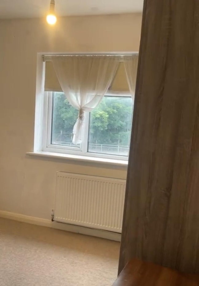 Double Room to Rent Main Photo