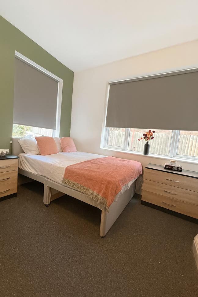 ✨ Newly Refurbished House Share – Stylish Rooms ✨ Main Photo