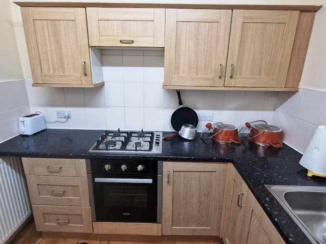 2 Bedroom Flat close to Warren St Station Main Photo