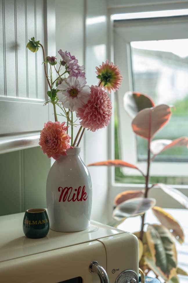Beautiful flat in central Truro - not shared Main Photo
