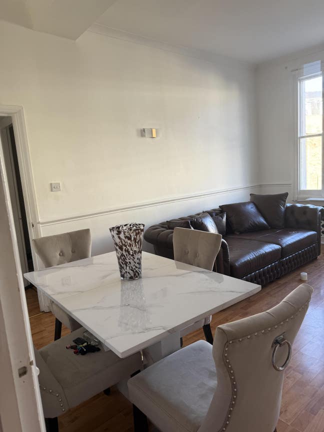 Two bed two bath Kensington and Chelsea  Main Photo
