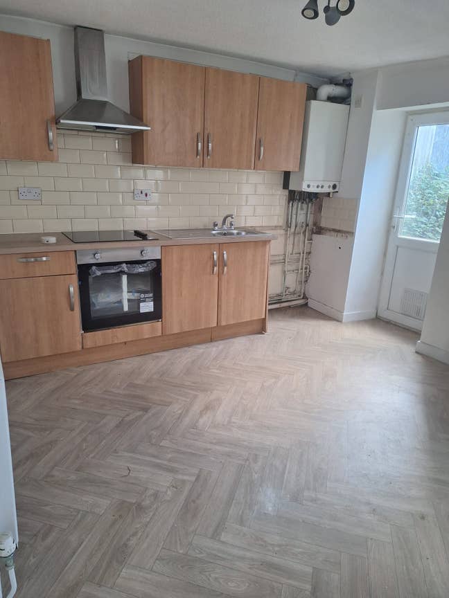 Lovely 2 bed house available Landore Main Photo