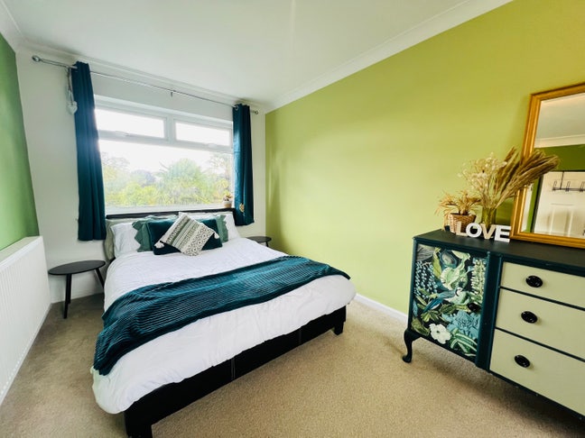 Large Rooms - Flexible Stays Main Photo