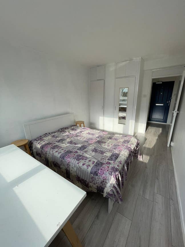 Brigh Room in Zone 1 / Shoreditch - Liverpool St Main Photo