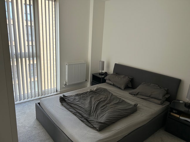 En-suite to rent in West Hendon Main Photo