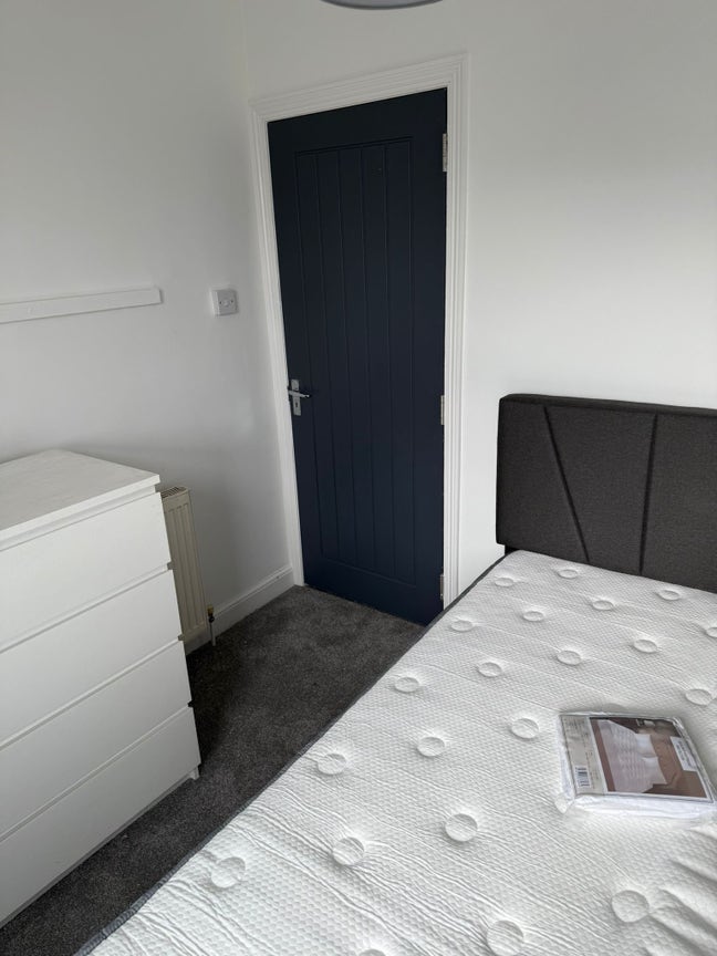 Room to rent!! Main Photo