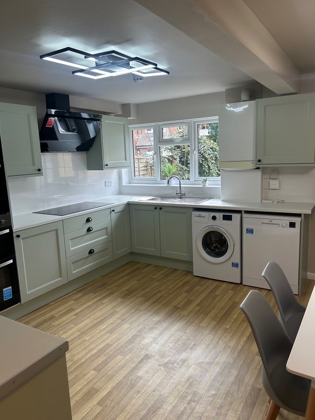 Luxury En-Suite Rooms! Main Photo