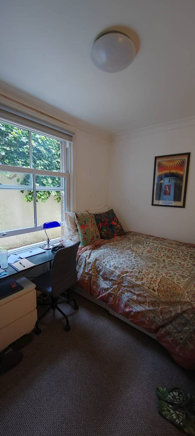 Double room available in Kilburn (NW6) Main Photo