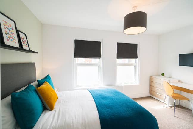 Ensuite room Close to Town Centre  Main Photo