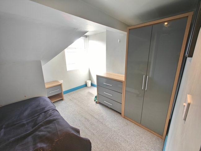Double Room with En-Suite – All Bills Included Main Photo
