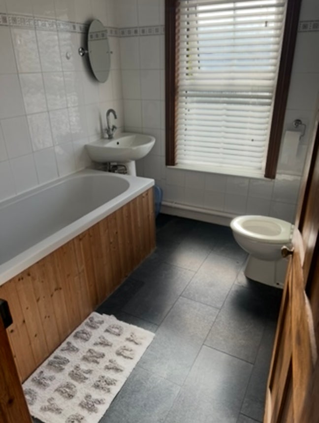 Double room to let in Haverhill Main Photo
