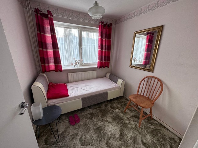 Small room for rent in shared house Hartford  Main Photo