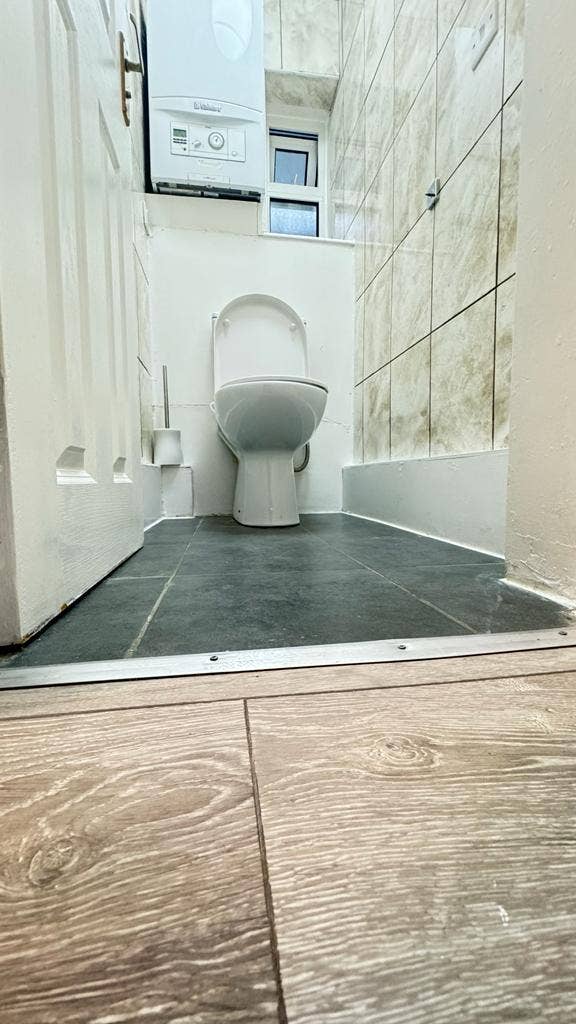 Brand New Double Room Near St John's Wood Main Photo