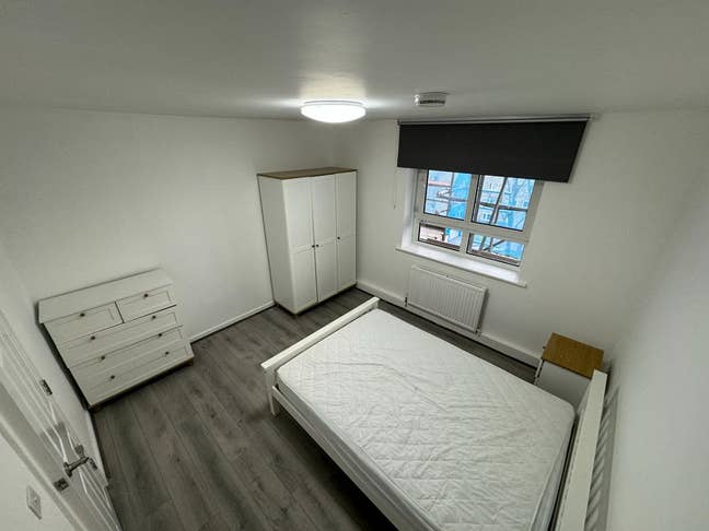 Brand New Double Room Near St John's Wood  Main Photo