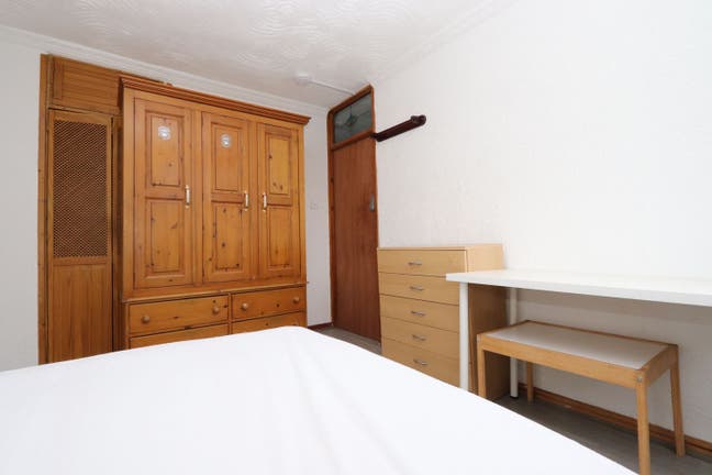 Double Room E1 – Stepney Green & Whitechapel Main Photo