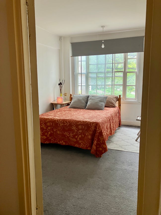 ✨lovely 2-bedroom Hampstead flatshare : )✨ Main Photo