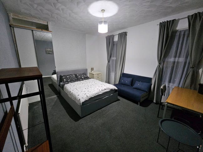 Double Room in a Shared House, Wellington St, DA12 Main Photo