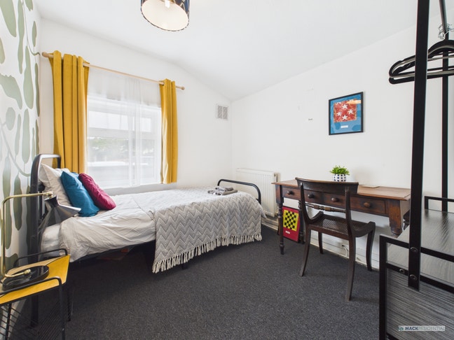 Vibrant Rooms To Rent Close To Town Centre Main Photo