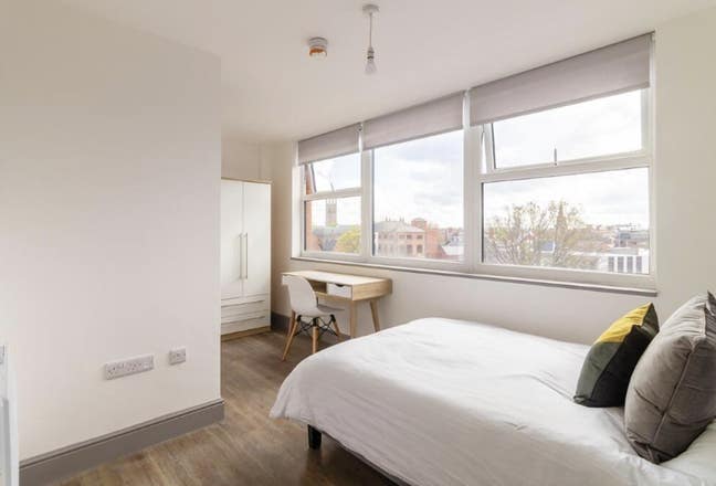 *Flatshare for Students near Derby Train Station* Main Photo