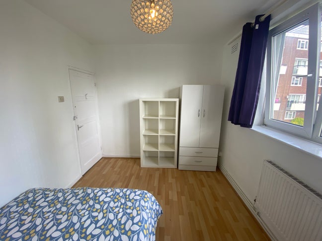 5 Mins Walk to Bethnal Green Tube!Perfect Location Main Photo