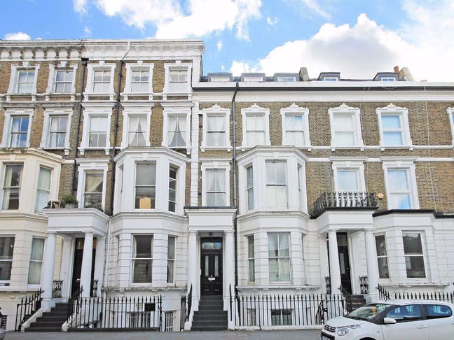 1 Bed Maisonette in Earls Court - Ready to Move In Main Photo