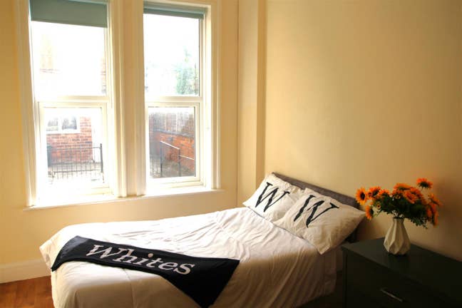 Large room available in Semilong  Main Photo