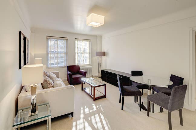2 Bed Flat in the heart of South Kensigton Main Photo