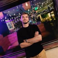 Professional Male seeks a double room Main Photo