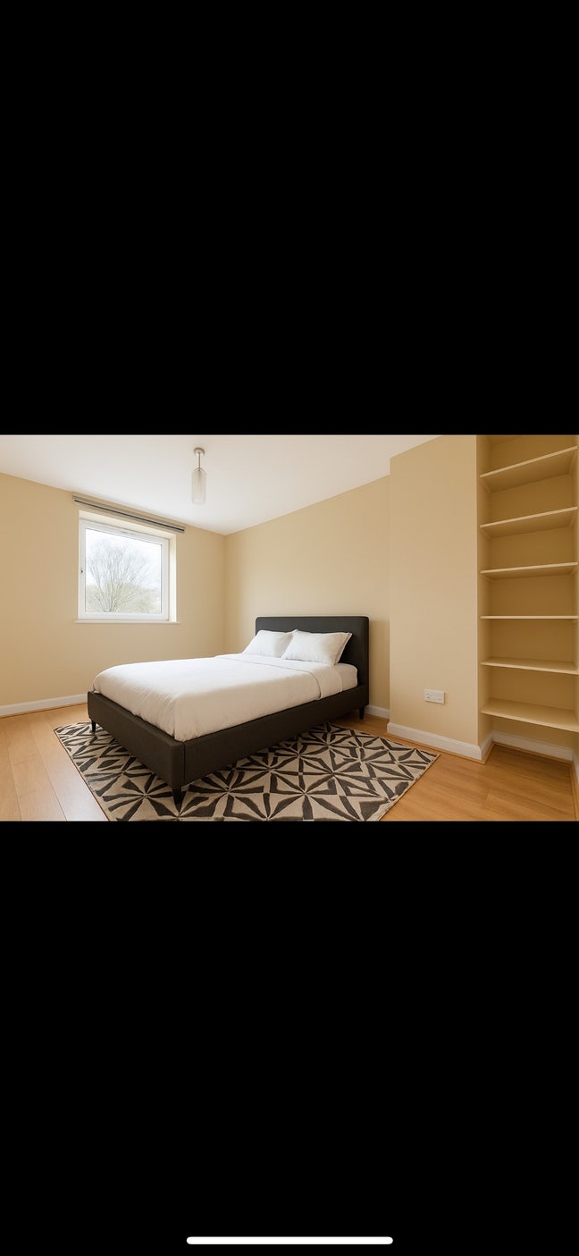  2  Double  Rooms  in  Uxbridge Main Photo