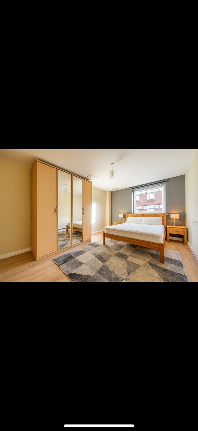 2 Double Rooms in Uxbridge- Female Only  Main Photo
