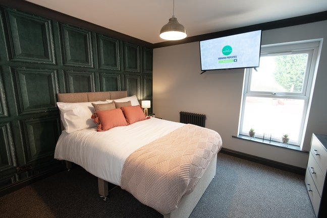 Room in shared house parking and bills inc Main Photo