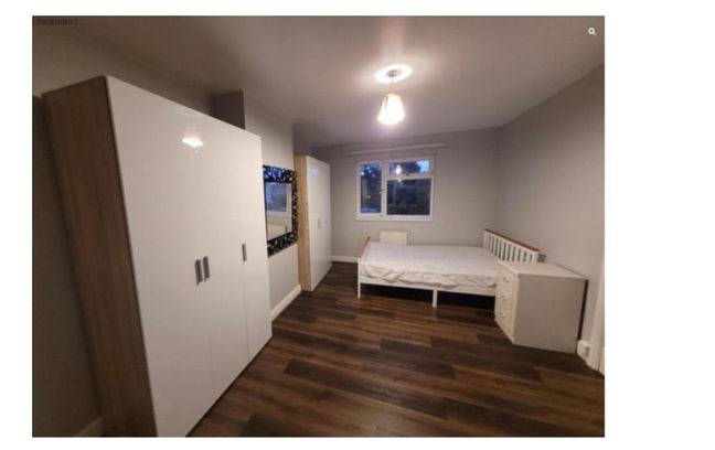 4 bedroom house share in North Greenwich  Main Photo