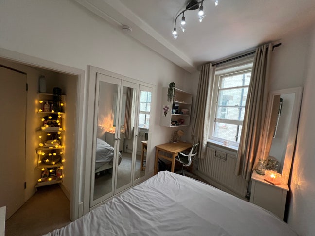 Double Bedroom in the centre of Marylebone, Zone 1 Main Photo