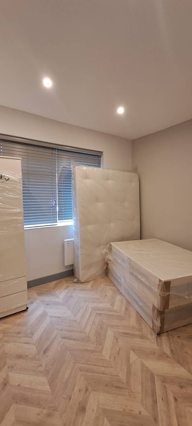 Modern Studio Rooms – Winnock Road, UB7 Main Photo