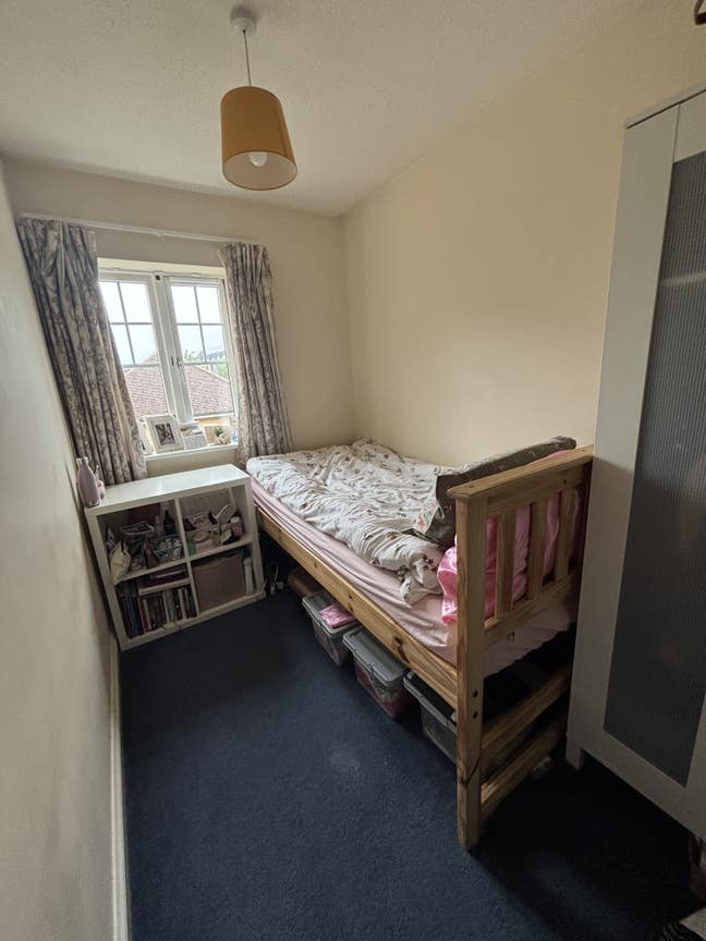 Single Room in Friendly Female House Share – OX3  Main Photo