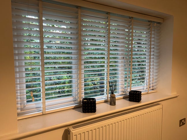 Spare Room - close to the Airport  Main Photo