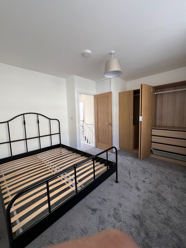 Fully Furnished Large Double Room, Euston Inc Bill Main Photo