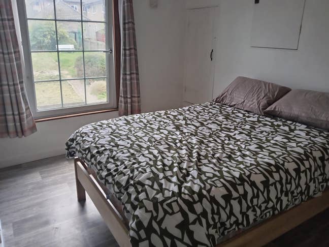 Room for rent  Main Photo