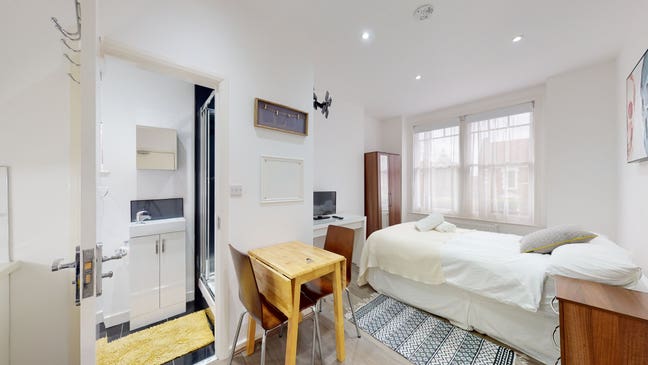 * Super Flat in Willesden Green- Book a Viewing! Main Photo
