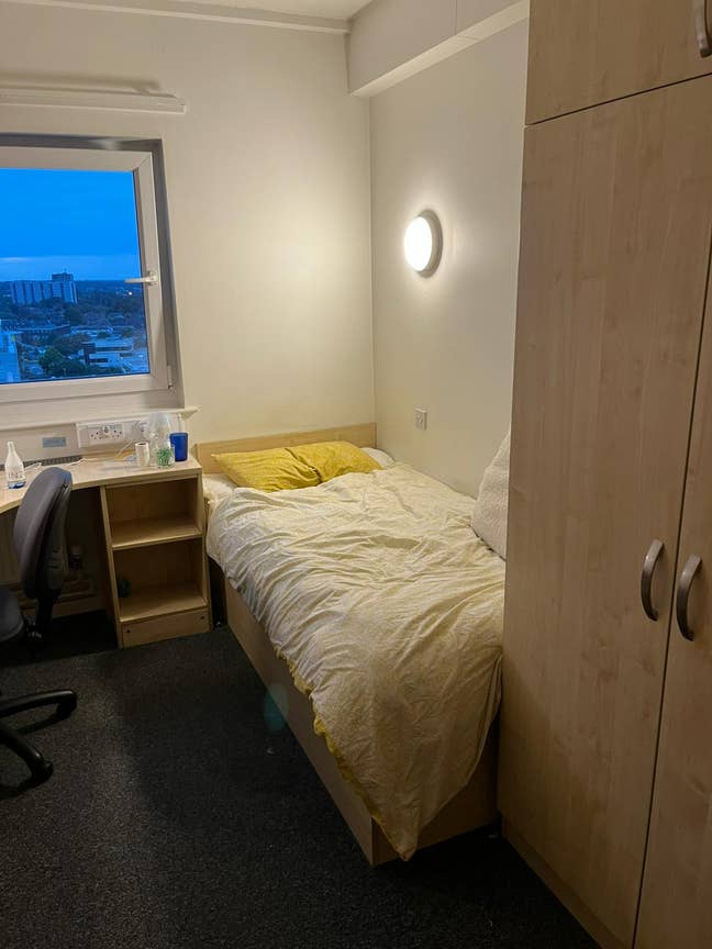 Flat share in James Watt with 6 other students Main Photo