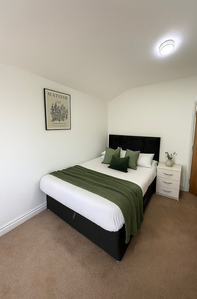 ✨Room available in Wolverhampton✨ Main Photo