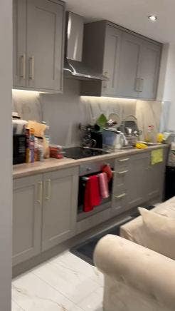 2-Bedroom Flat to Let – Mitcham, CR4 3SB Main Photo