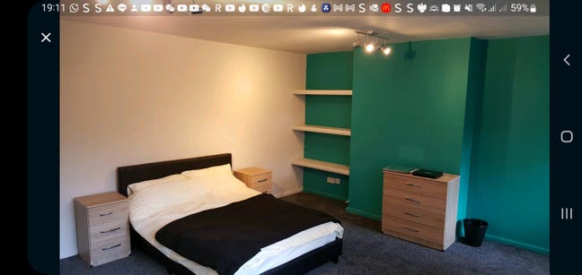 Clean double room, all bills inclusive fast wifi Main Photo