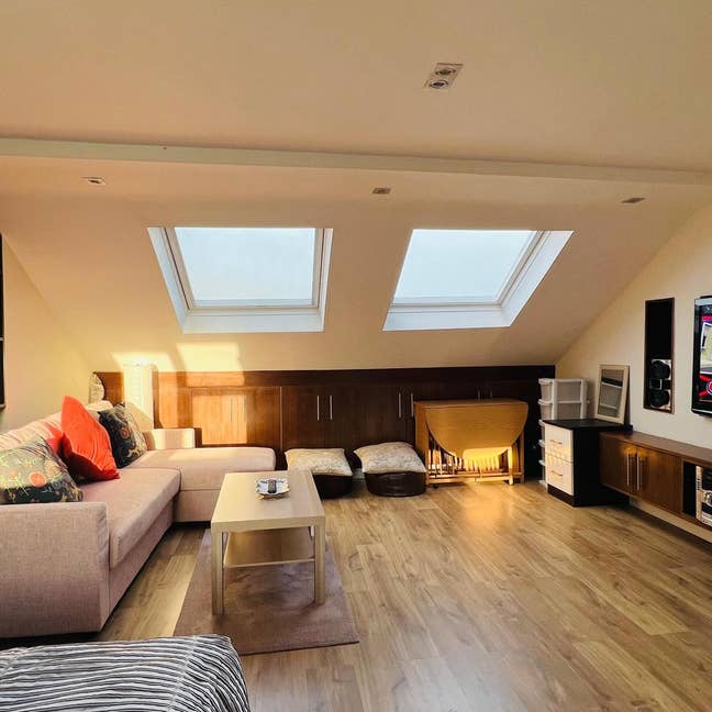 Modern Attic Flat at the heart of London  Main Photo